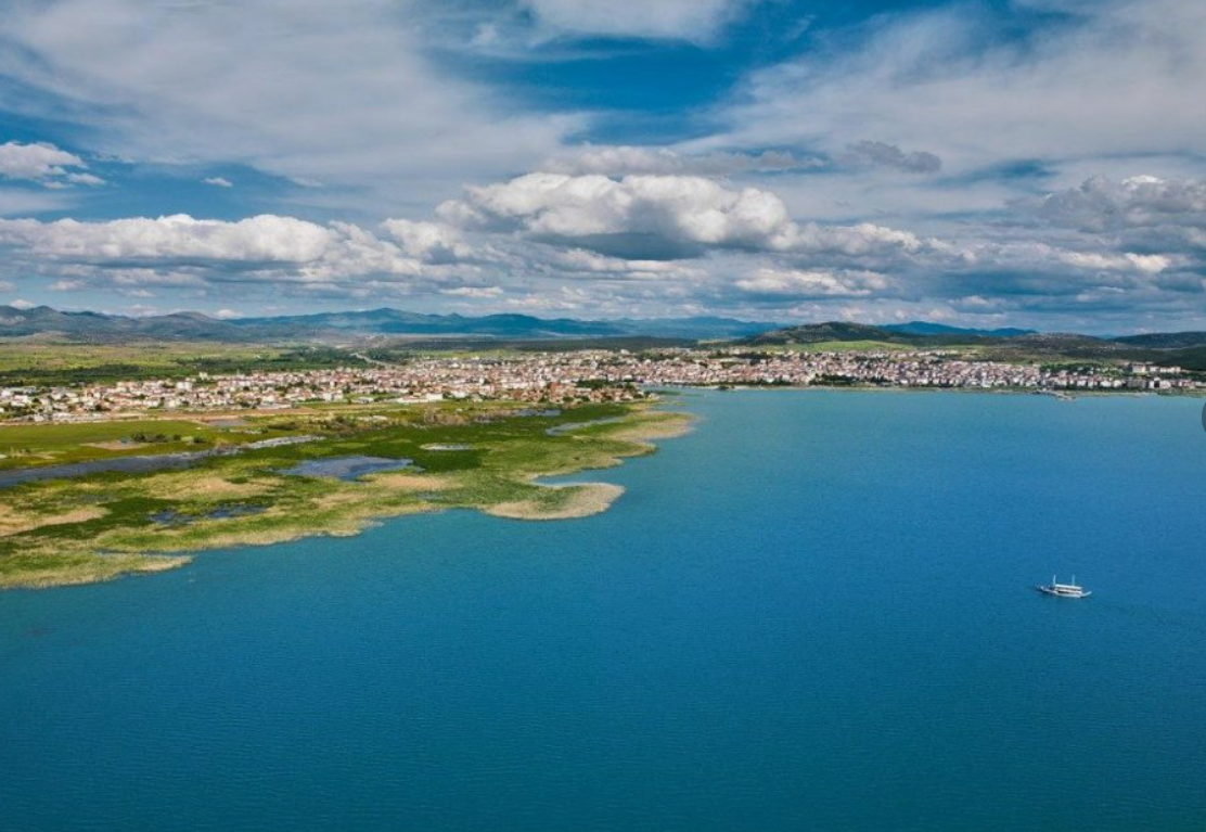 KONYA BEYŞEHİR GÖKÇEKUYU KÖYÜNDEİ 1.704 M² TARLA SATILIKTIR